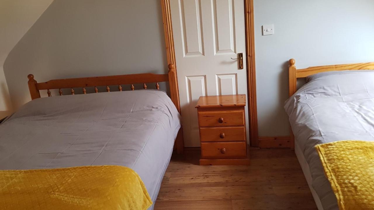 Apartment 3 Bedroom Banagher Town Centre Bagian luar foto