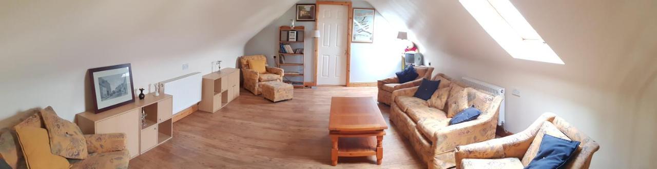 Apartment 3 Bedroom Banagher Town Centre Bagian luar foto