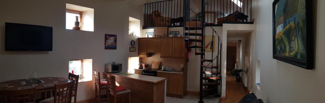 Apartment 3 Bedroom Banagher Town Centre Bagian luar foto